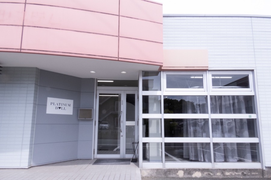 PLATINUM DOLL 浜松北店 店舗写真